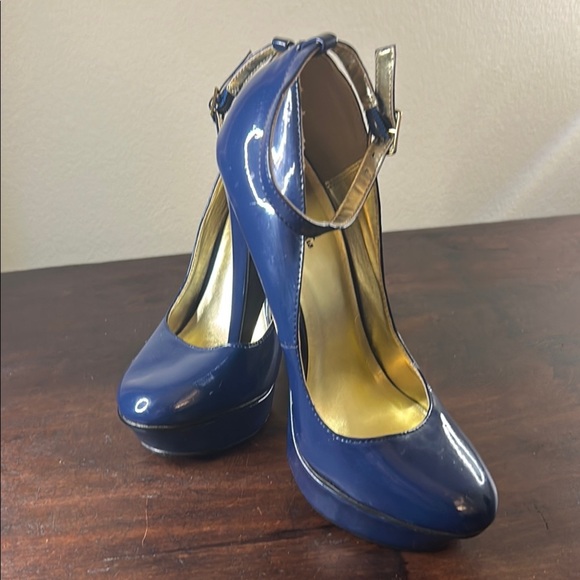 Michad Antonio Blue Stiletto Heels with Ankle Strap Sz9 - Picture 1 of 12